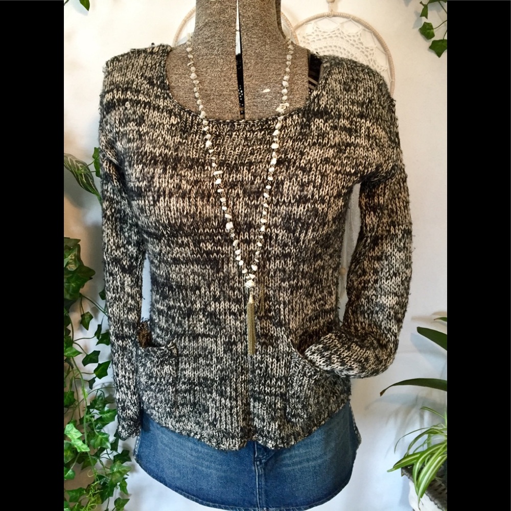 Black/Cream knit sweater